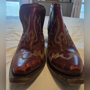 Ariat Dixon Booties